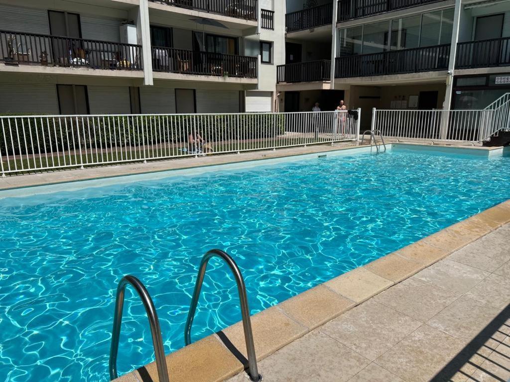 Le Cosy Avec Piscine, Balcon Et Parking Apartment Трувил сюр Мер Екстериор снимка