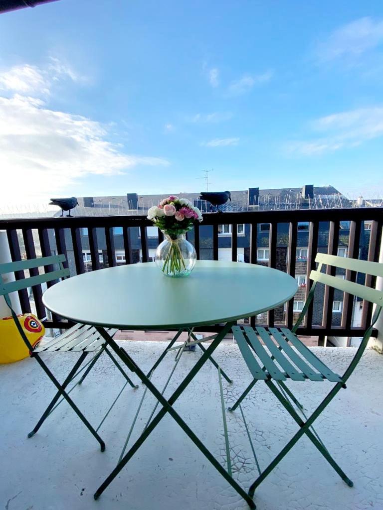 Le Cosy Avec Piscine, Balcon Et Parking Apartment Трувил сюр Мер Екстериор снимка