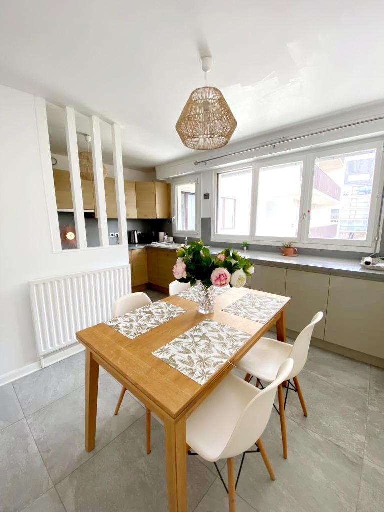 Le Cosy Avec Piscine, Balcon Et Parking Apartment Трувил сюр Мер Екстериор снимка