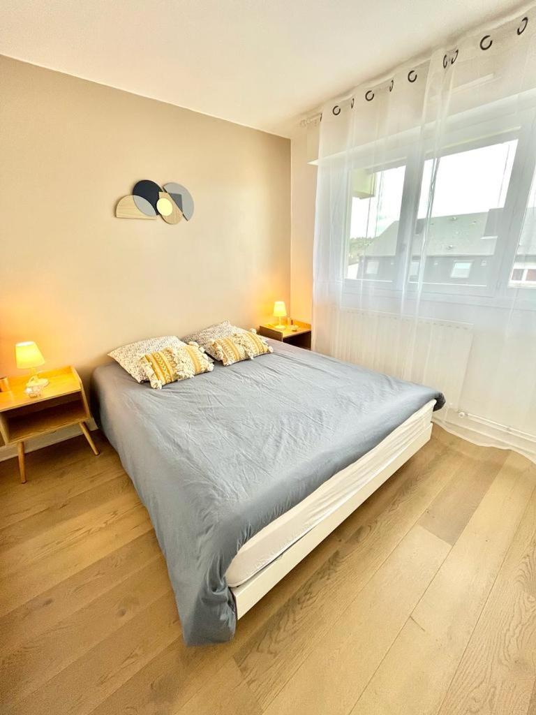 Le Cosy Avec Piscine, Balcon Et Parking Apartment Трувил сюр Мер Екстериор снимка